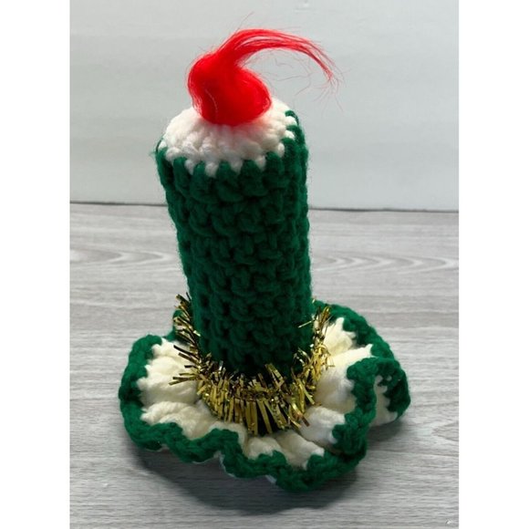 Vtg 70s Crocheted Christmas Candles With Flames Lot of 2 Green White Handmade - Picture 7 of 9